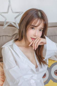 女按摩师